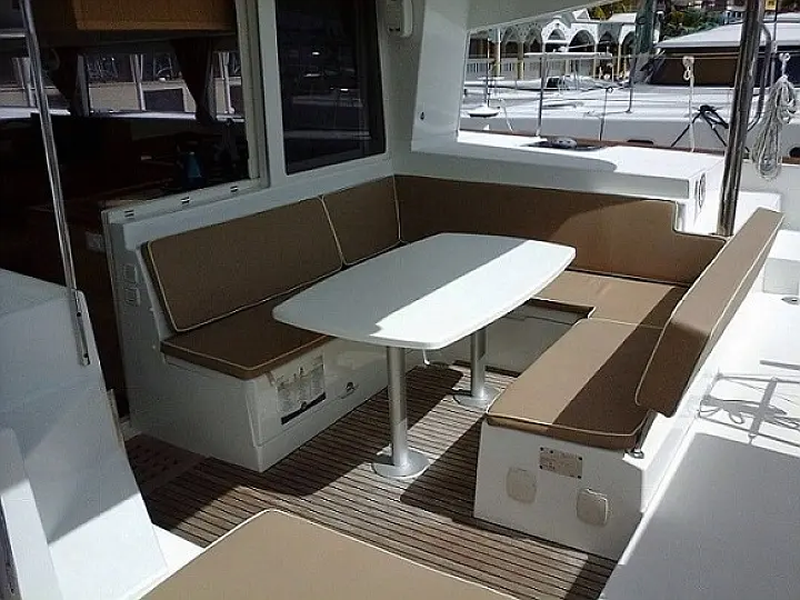 Lagoon 400 S2 - 