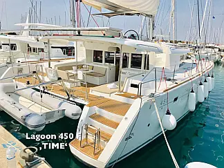 Lagoon 450 F - External image