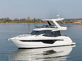Galeon 500 Fly - External image