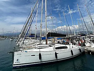 Beneteau 43 - External image