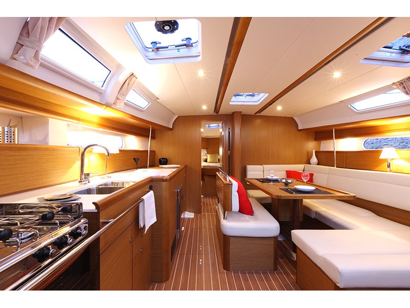 foto Sun Odyssey 44 i 3