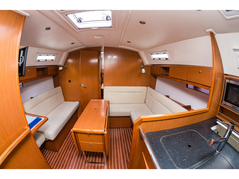 صور Bavaria 36 Cruiser 1