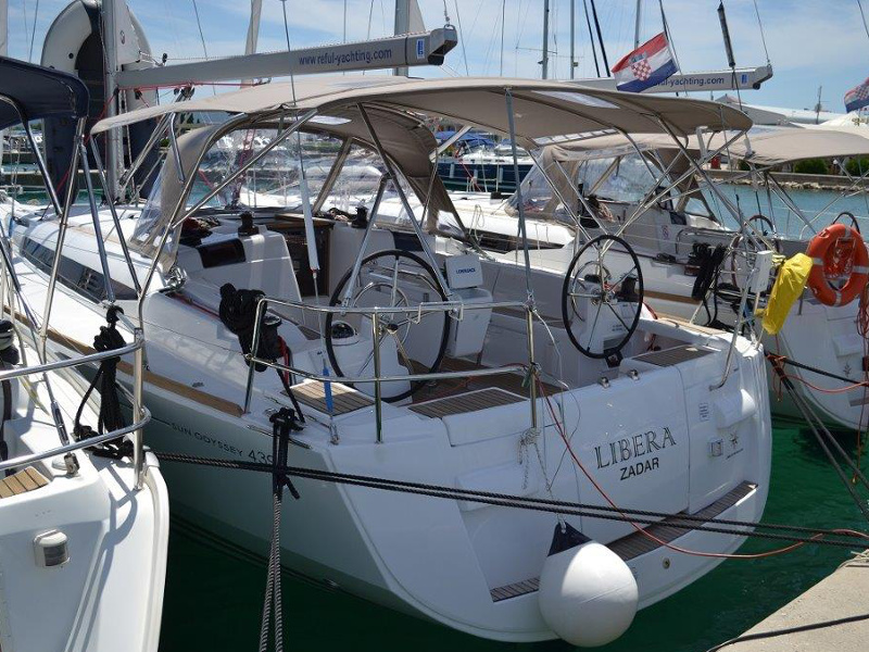 Sun Odyssey 439