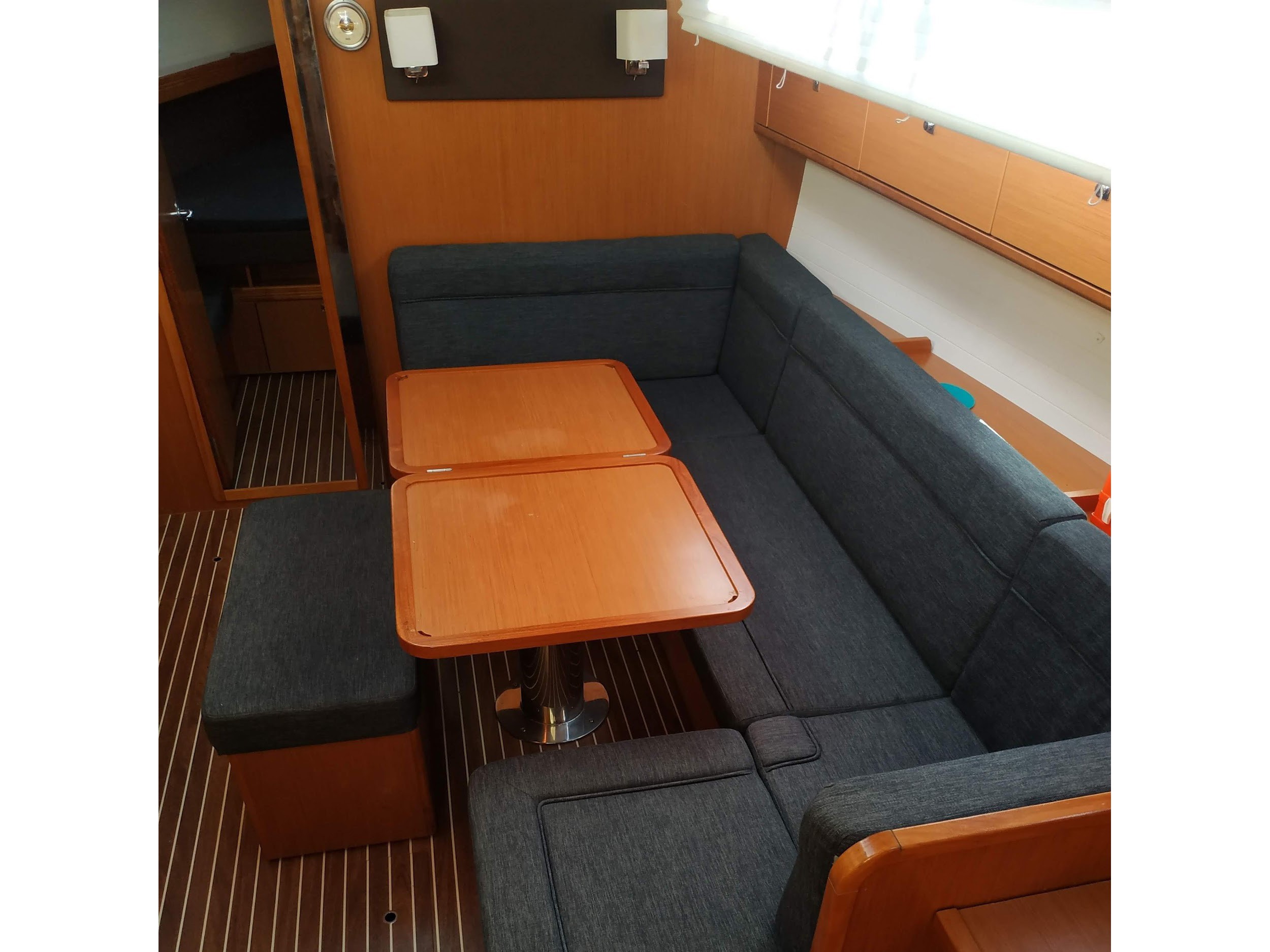 S/Y - Bavaria Cruiser 41 - 3 Cabins - Built 2015