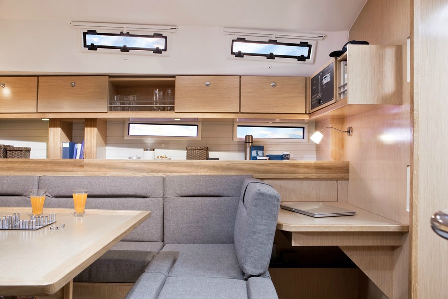 фото Bavaria Cruiser 45 6