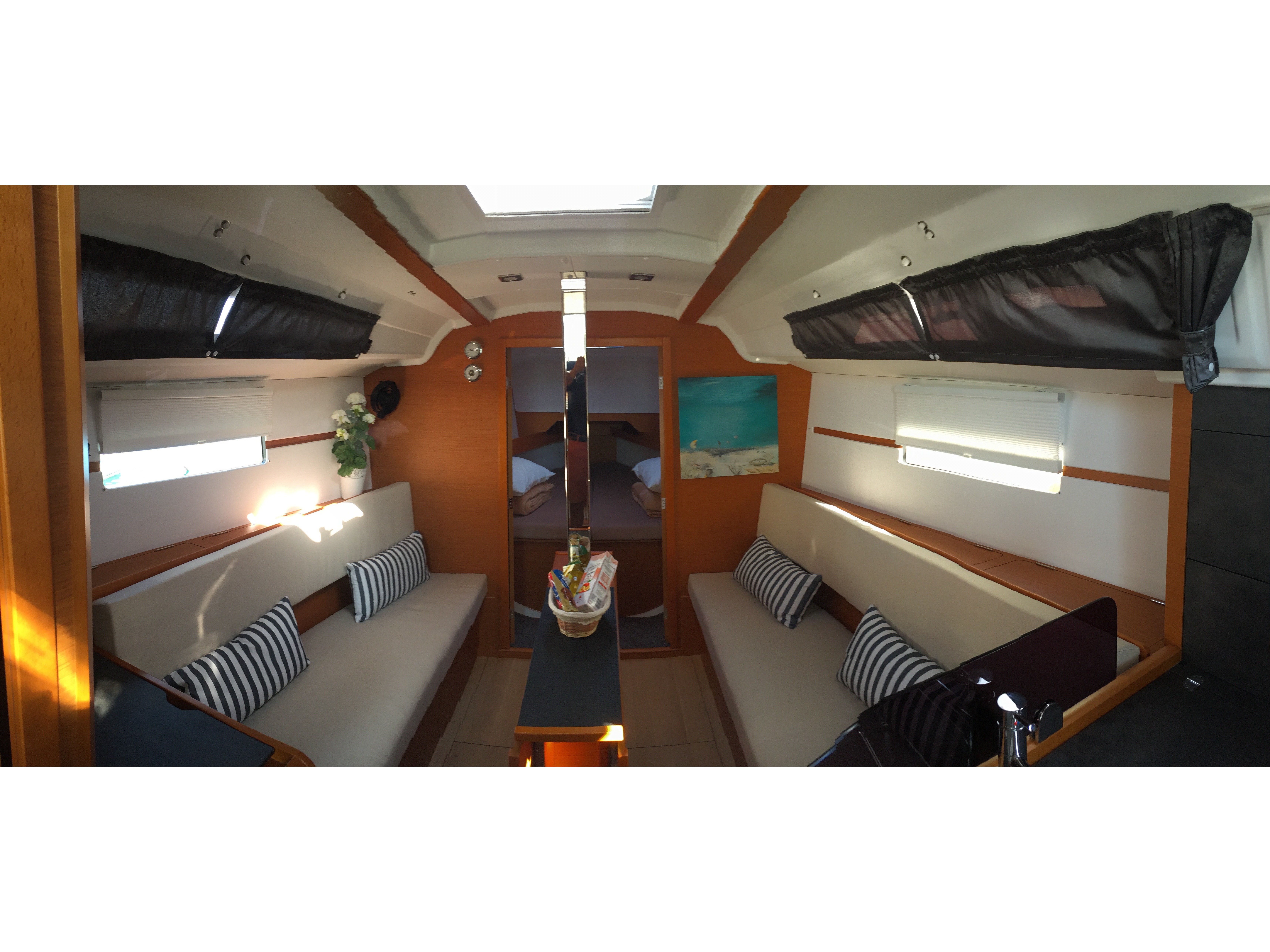 S/Y - Sun Odyssey 349 - 3 Cabins - Built 2016