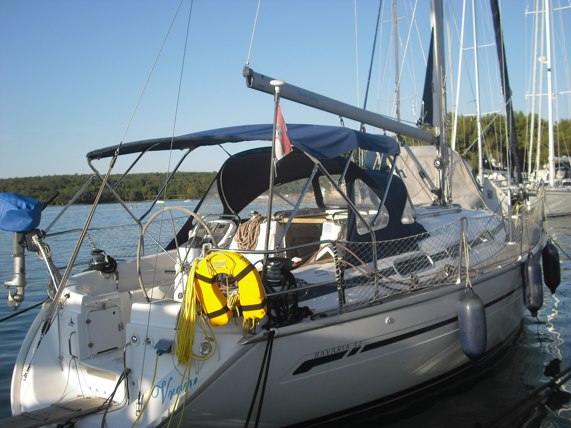 Bavaria 32