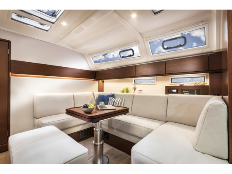 صور Bavaria Cruiser 46 1