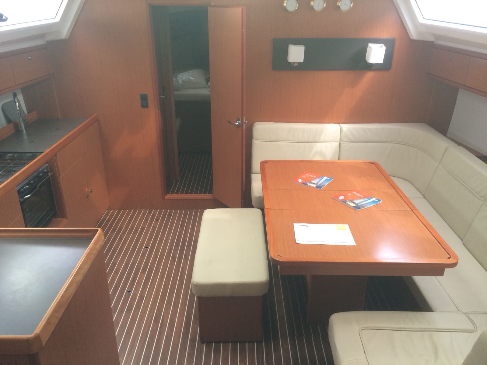 foto Bavaria Cruiser 46 28