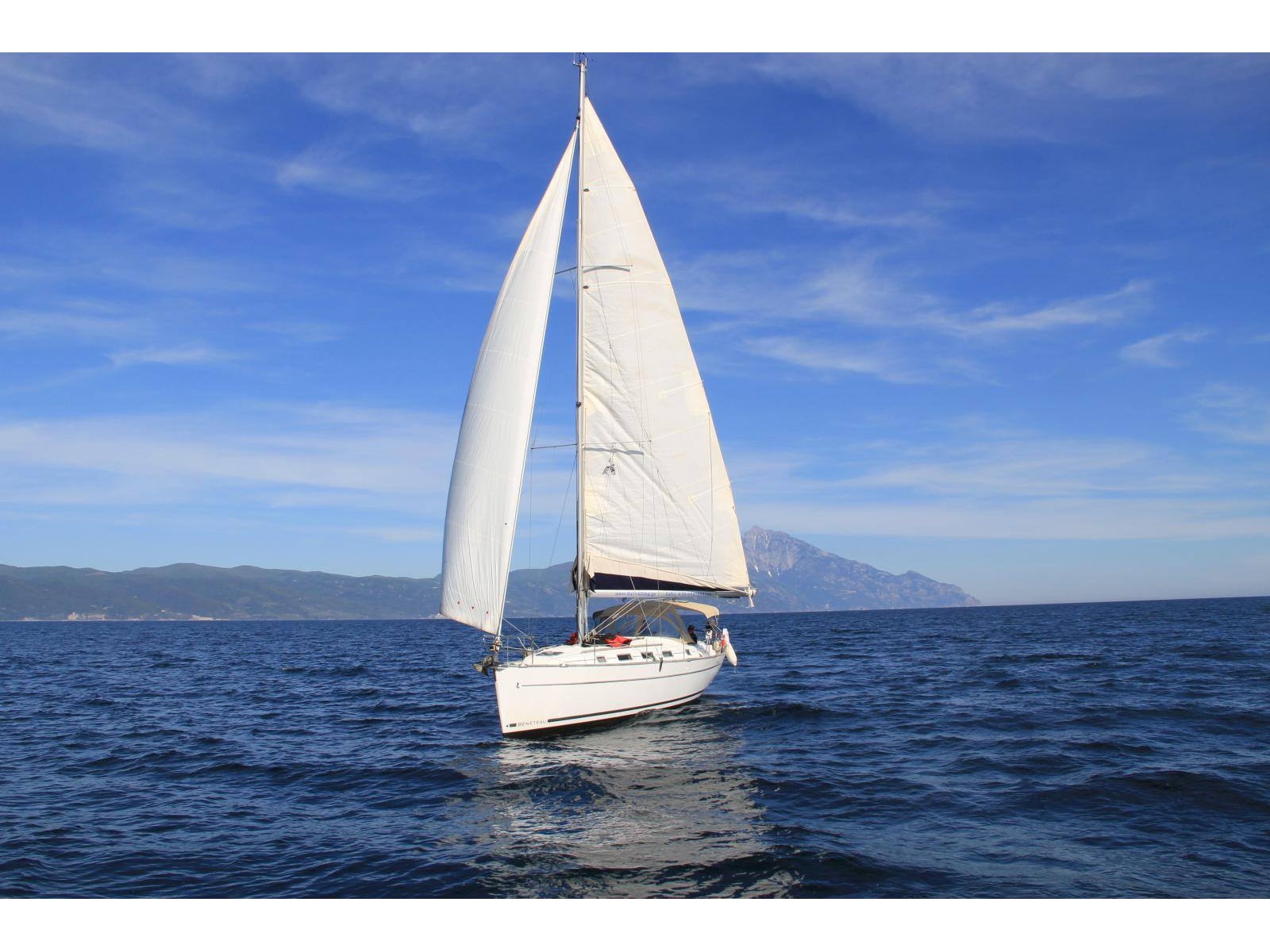 foto Cyclades 39.3 1