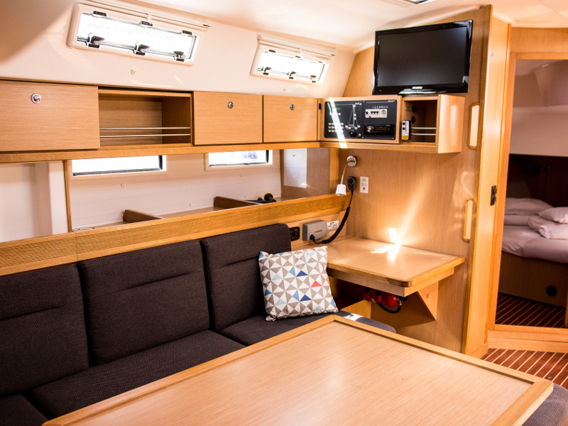 foto Bavaria Cruiser 45 3