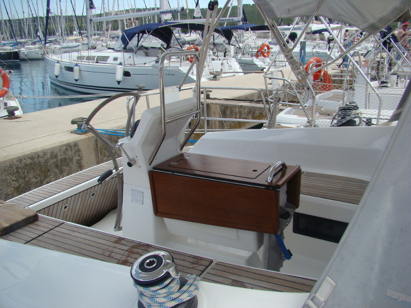 фото Bavaria Cruiser 36 6