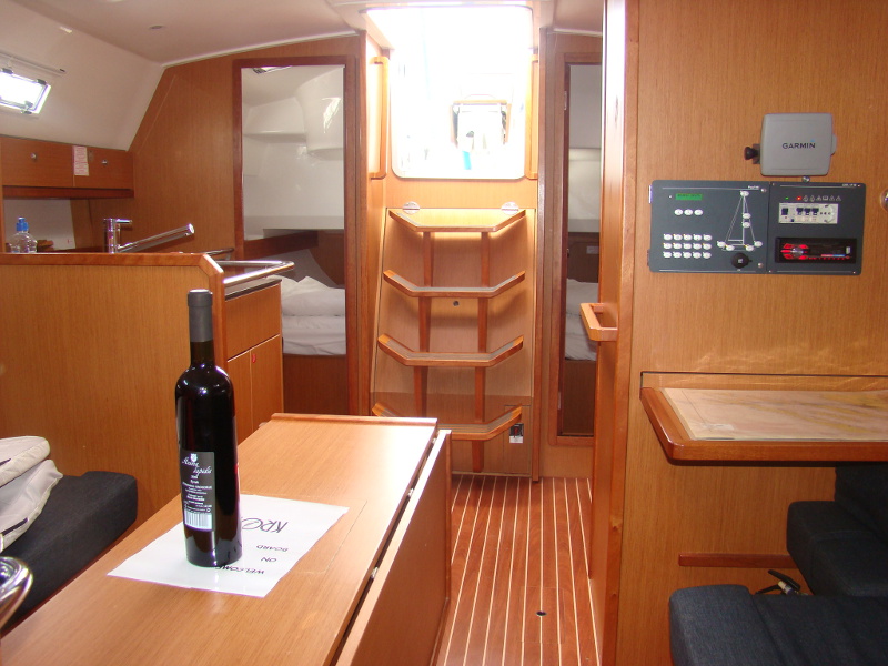 фото Bavaria Cruiser 36 7