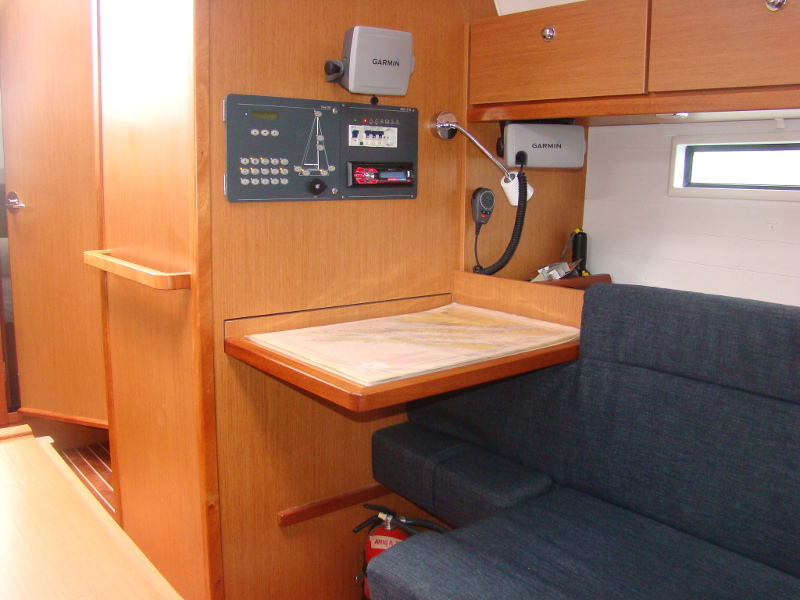 фото Bavaria Cruiser 36 14