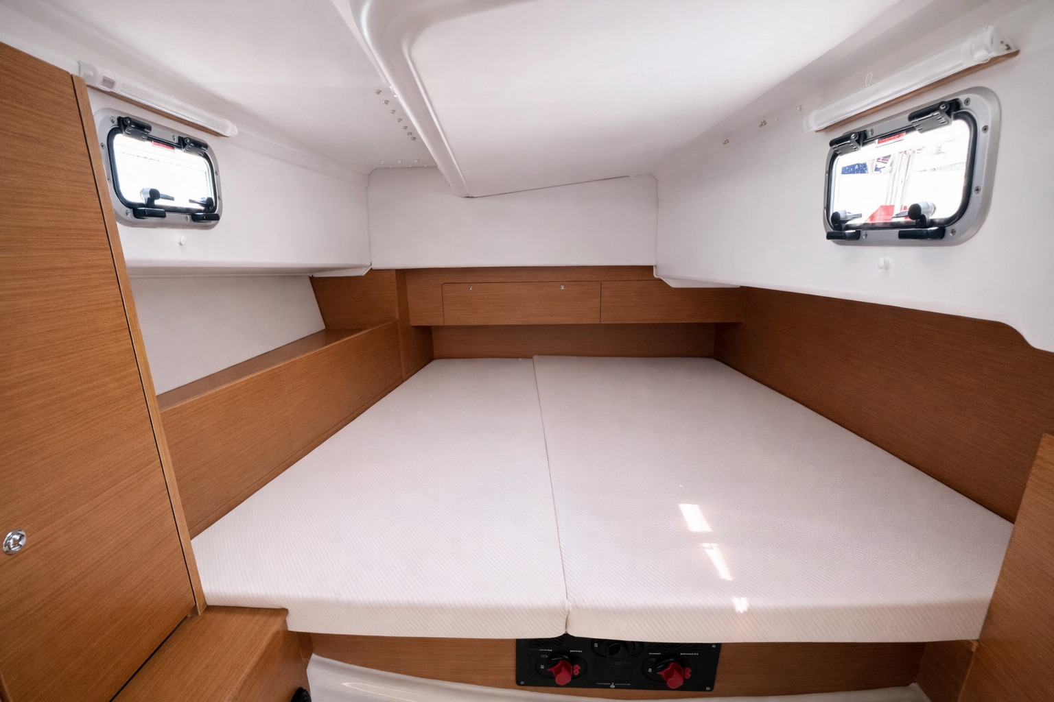 Sun Odyssey 380, Nettuno