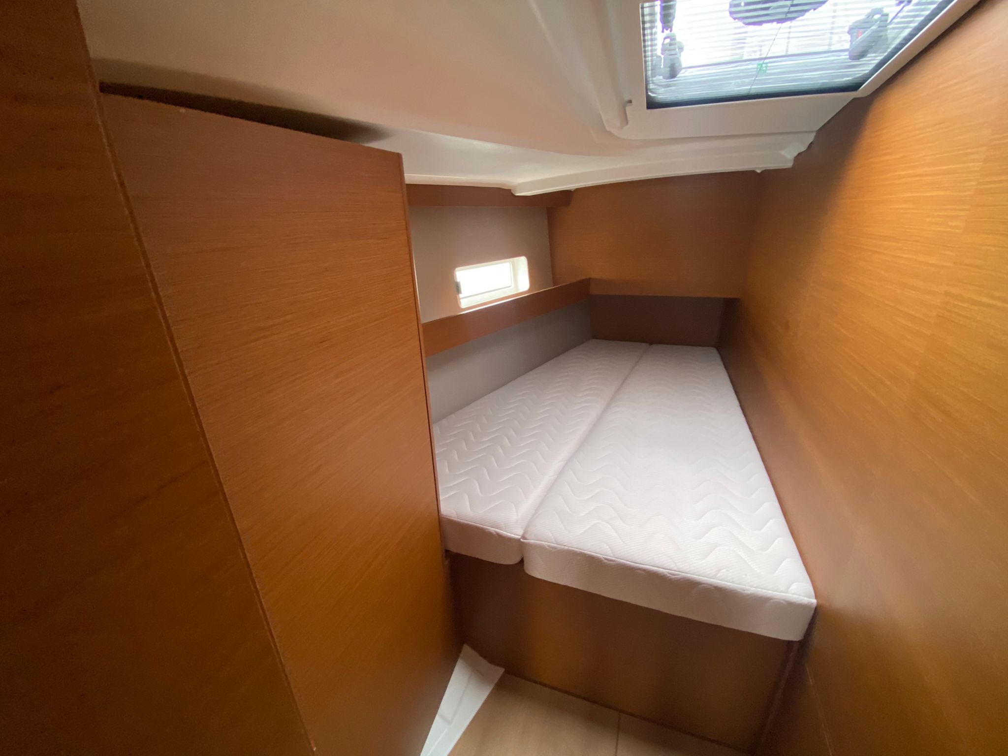 Sun Odyssey 490, Nettuno