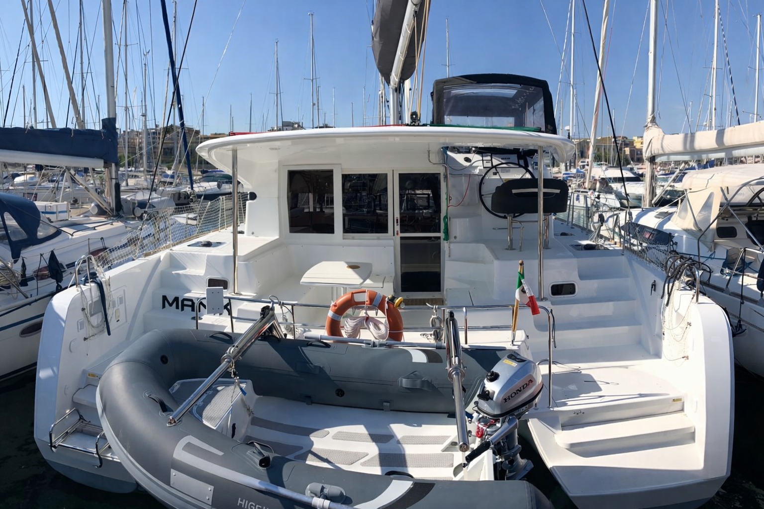 Lagoon 40