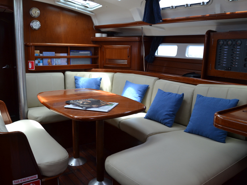 Foto Beneteau 423 2