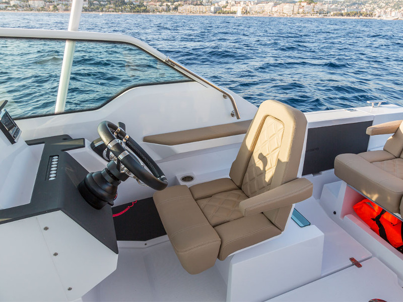 照片 Axopar 24 TT 9