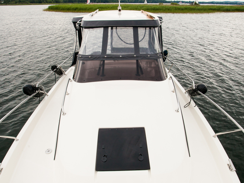 صور Titanium 818 5