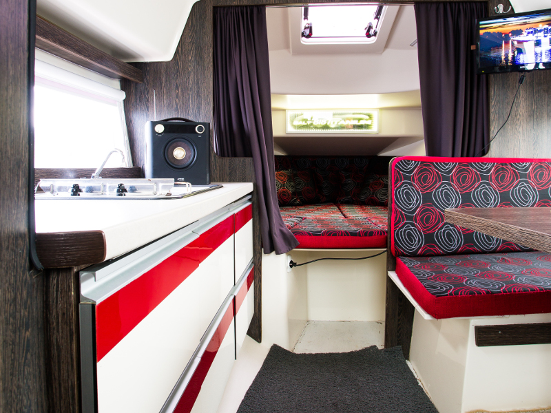 صور Titanium 818 9