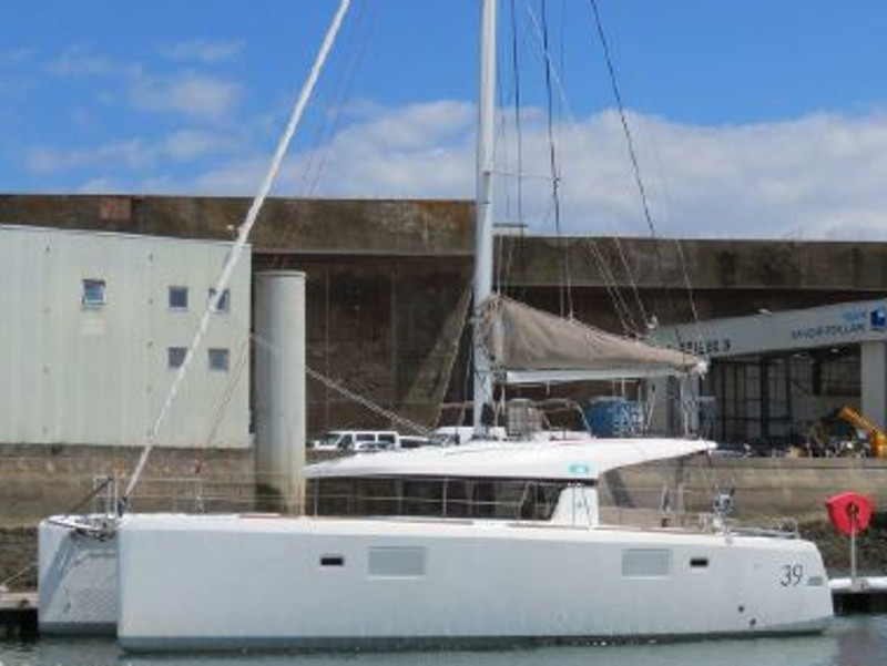 Lagoon  - EC- L39-14-G - Main image - Griechenland, Tourlos Marina
