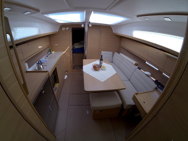 Interior image EC- 383-15-CR / Dufour 382 Grand Large[G]