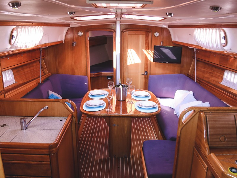 照片 Bavaria 37 Cruiser 2