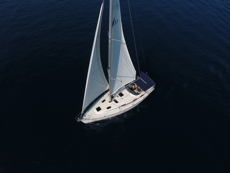 照片 Bavaria 37 Cruiser 8