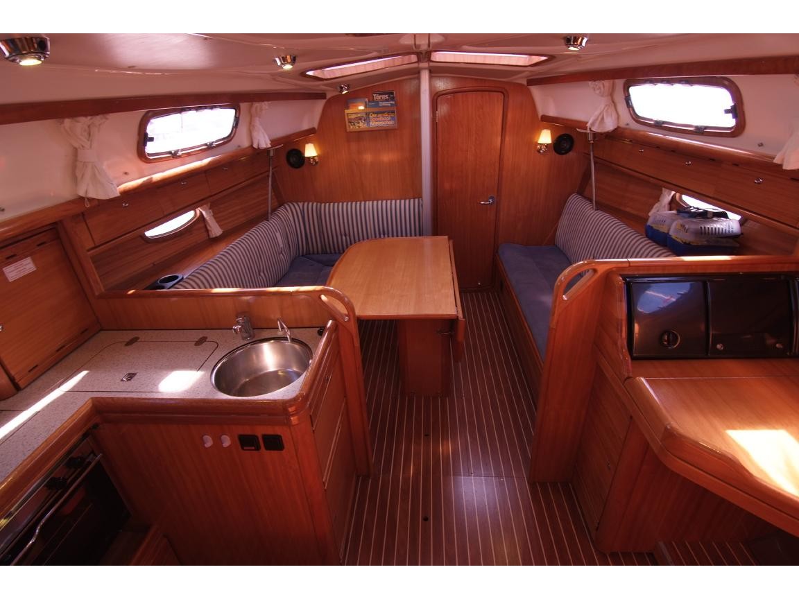 S/Y - Bavaria 33 Cruiser - 2 Cabins - Built 2006