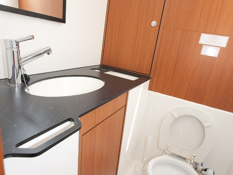 照片 Bavaria Cruiser 45 11