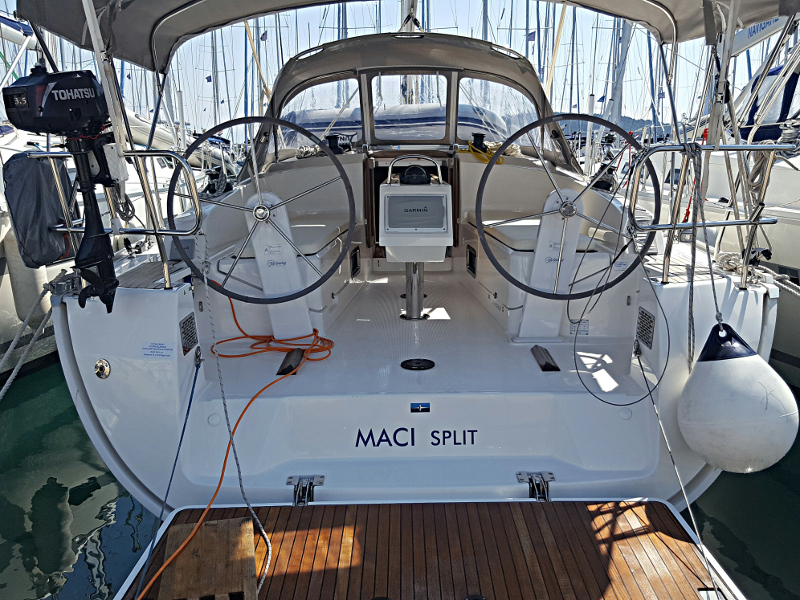 foto Bavaria Cruiser 37 1