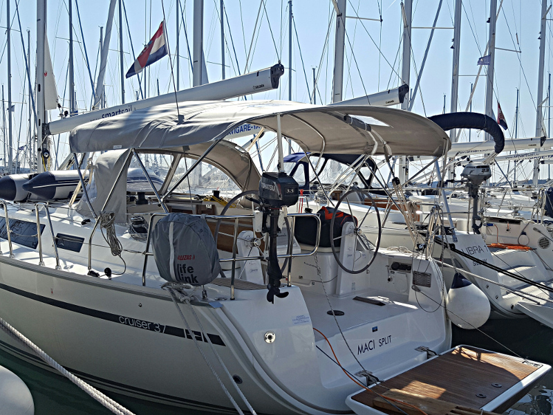 foto Bavaria Cruiser 37 3