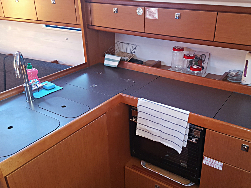 foto Bavaria Cruiser 37 16