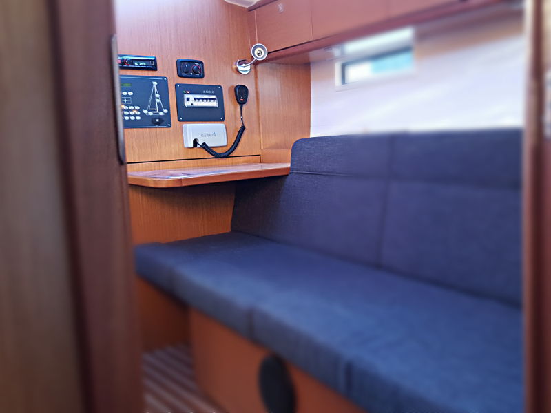 foto Bavaria Cruiser 37 19