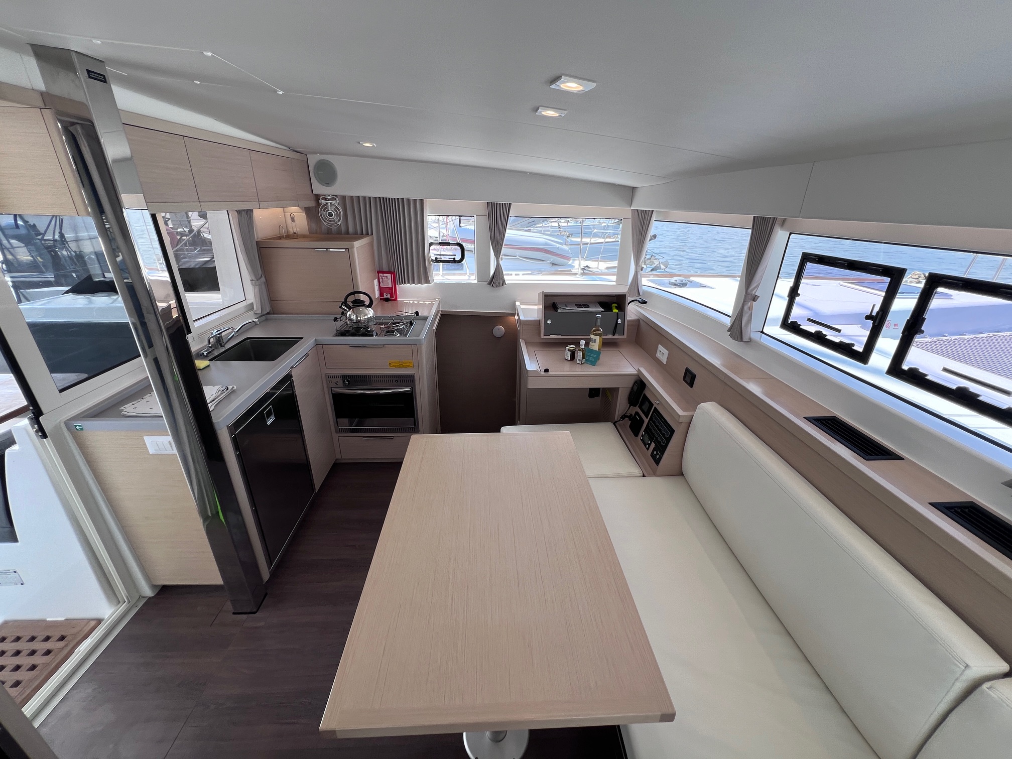 Lagoon 40