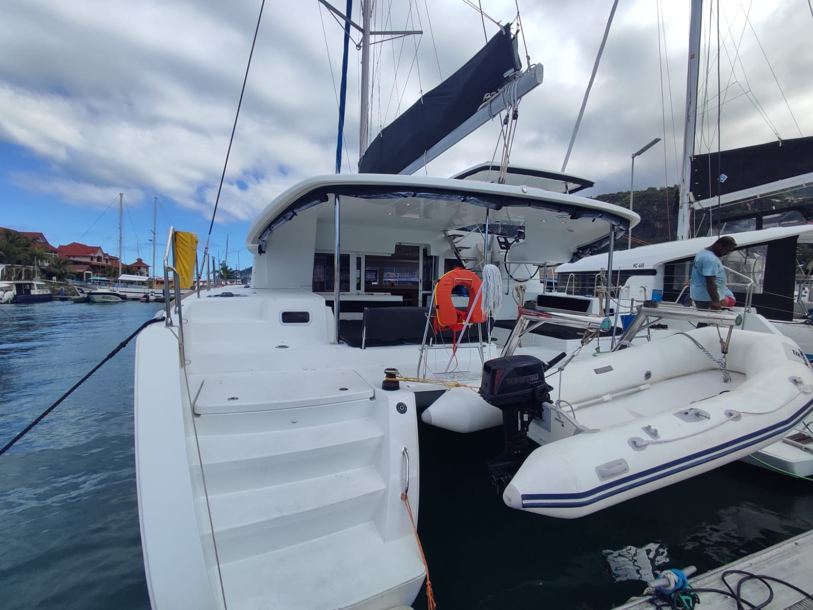 Lagoon  - Maui - Cockpit image 2 - Seychelles, Eden Island Marina