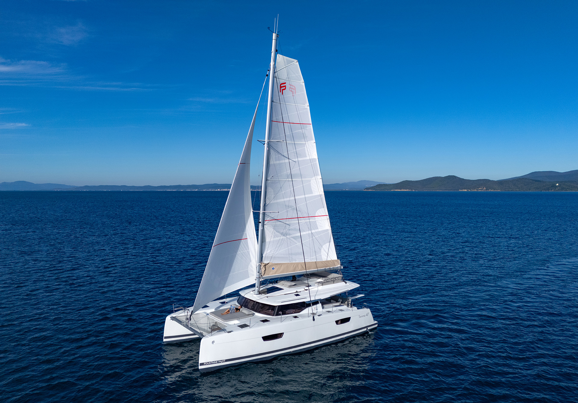 Yacht image 6