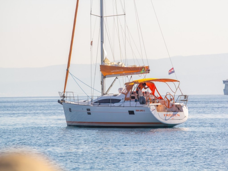 Photo Elan 45 Impression 1