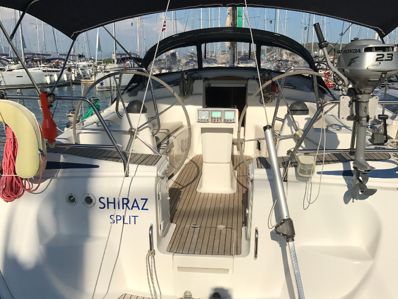 foto Bavaria 42 Cruiser 1