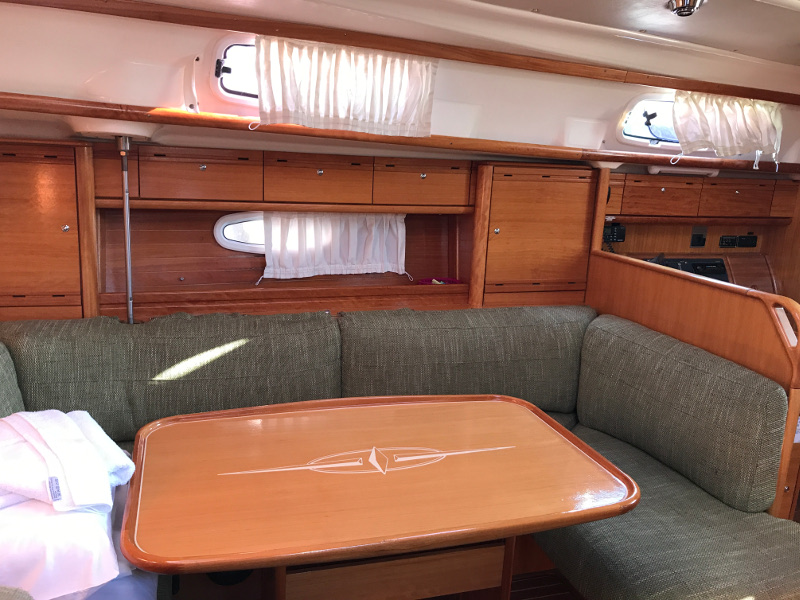 foto Bavaria 42 Cruiser 3