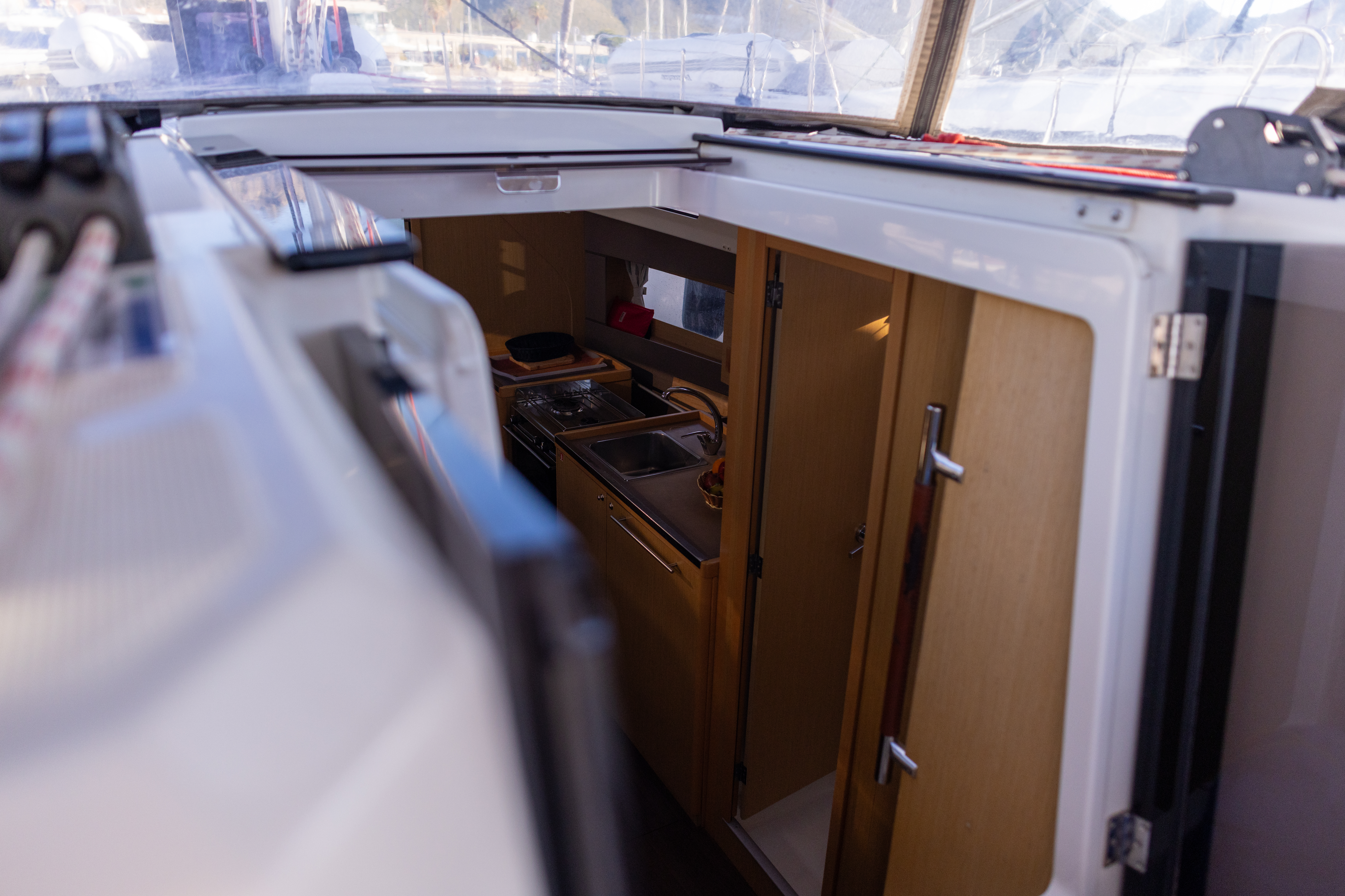 Yacht image 19