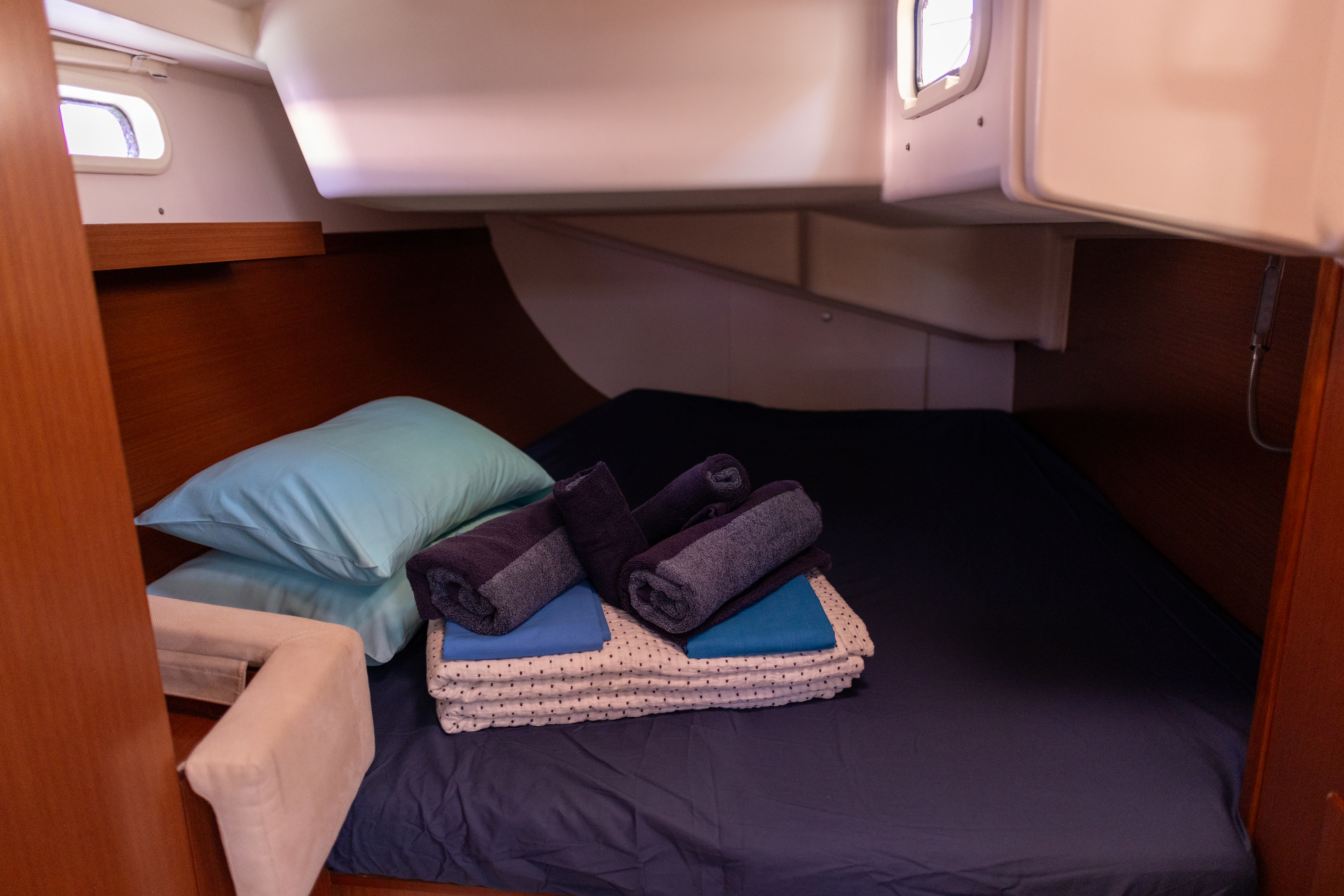 Yacht image 15
