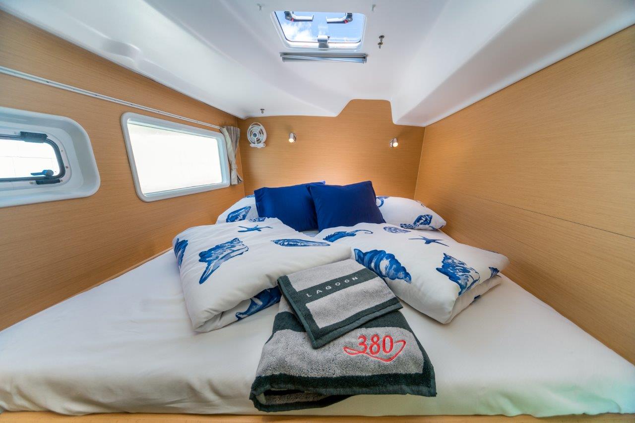 Photo Lagoon 380 5