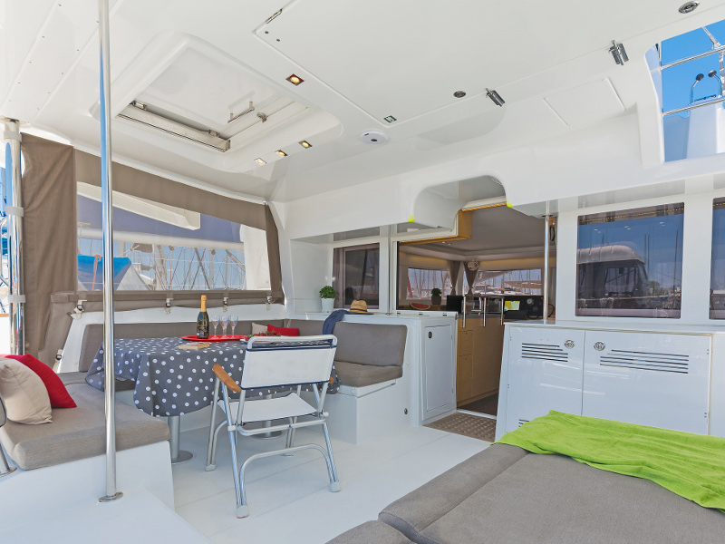 фото Lagoon 450 4