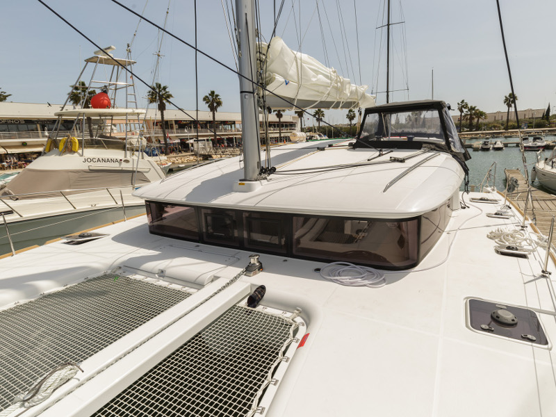 foto Lagoon 400 S2 10