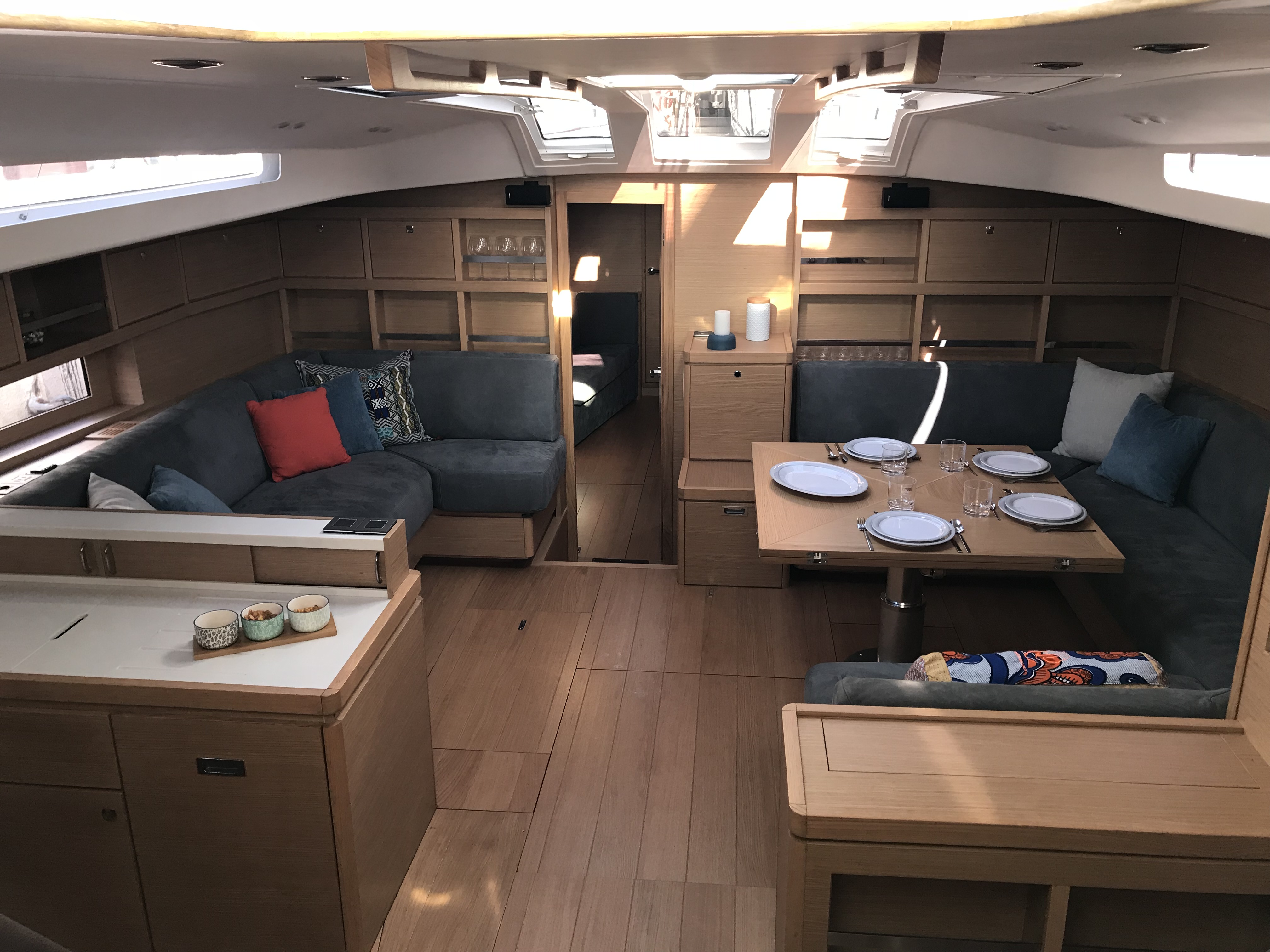 фото Dufour 63 Exclusive 3