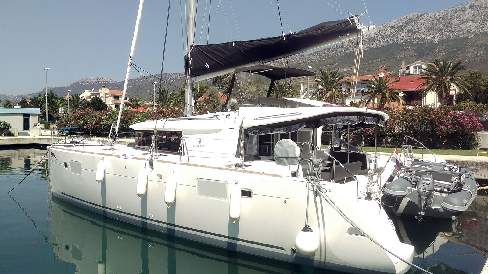 صور Lagoon 450  Flybridge 4
