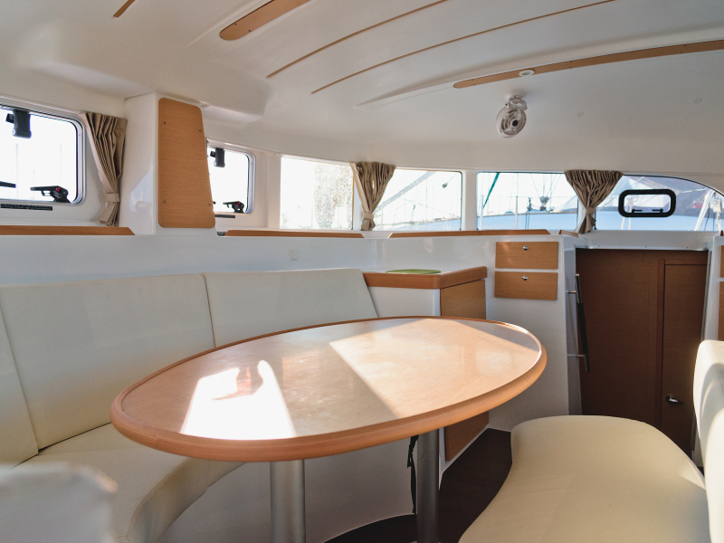 Interior image Chrysa / Lagoon 380[G]