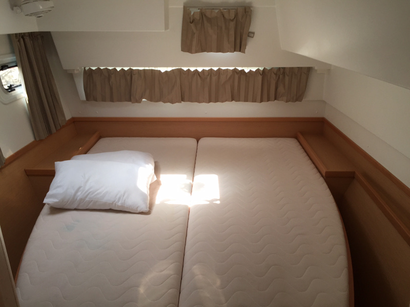 фото Lagoon 42 19